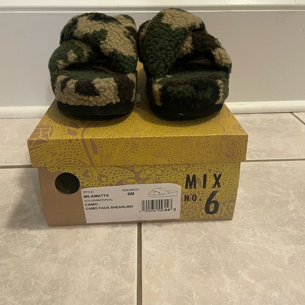 Mix No. 6 Amatta Slipper